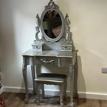 Stunning 1 Bedroom 아파트 울버스톤